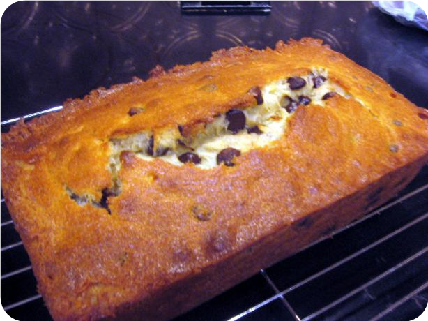Banana Bread (With Chocolate Chips)