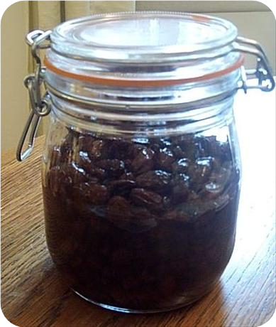 Bourbon (or Rum) Raisins