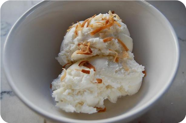 Eggless Coconut Ice Cream