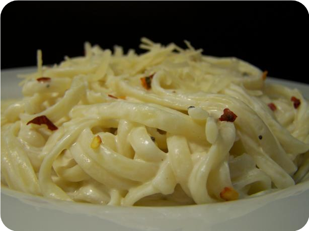 Easy Parmesan and Cream Cheese Pasta Sauce