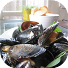 Thai Steamed Mussels