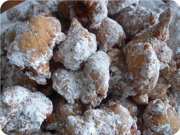 Italian Sfingi (Italian Doughnuts)