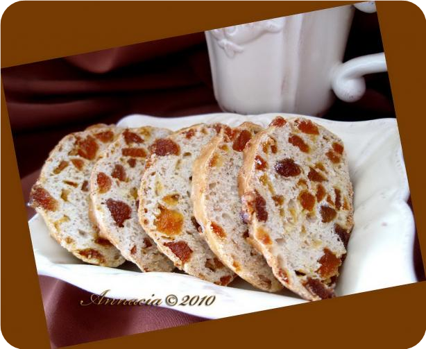 Apricot Biscotti