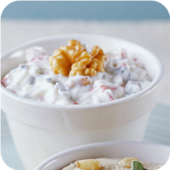 Walnut-feta yogurt dip 