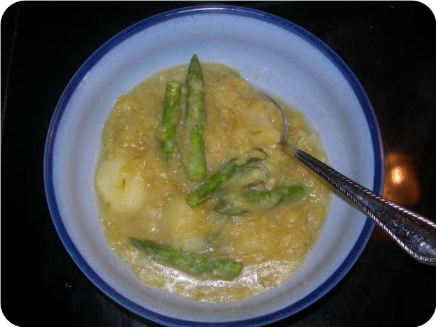 Rho's Asparagus, Leek &amp; Potato Soup