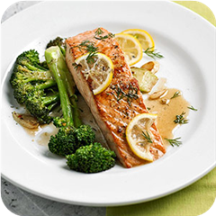 Citrus salmon with broccoli 