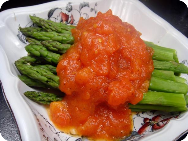 Asparagus With Warm Tomato Vinagrette