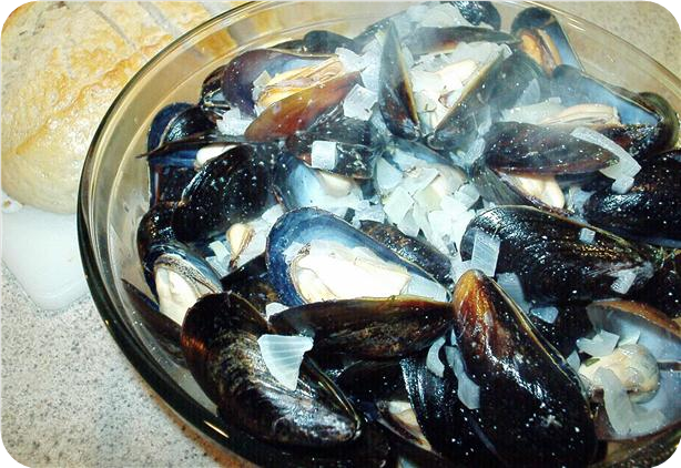 Mussels W/White Wine and Creme Fraiche
