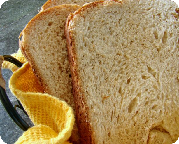 Aunt Dee's Sweet Oatmeal Bread (Abm)