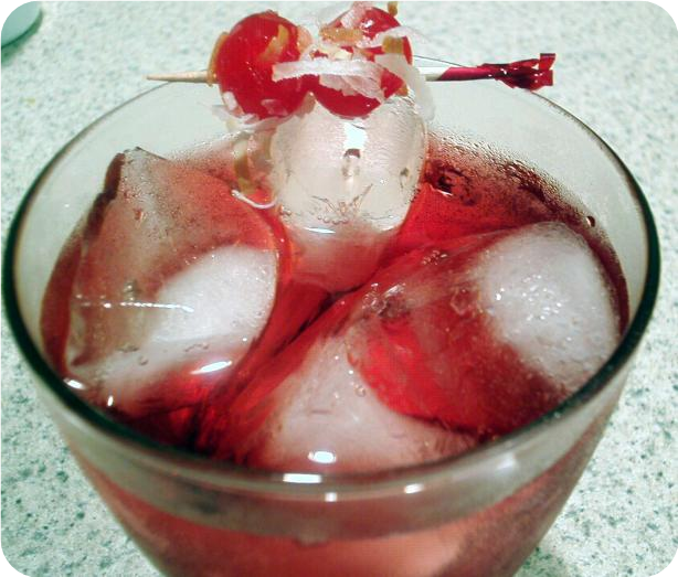 Malibu &amp; Cranberry Cocktail