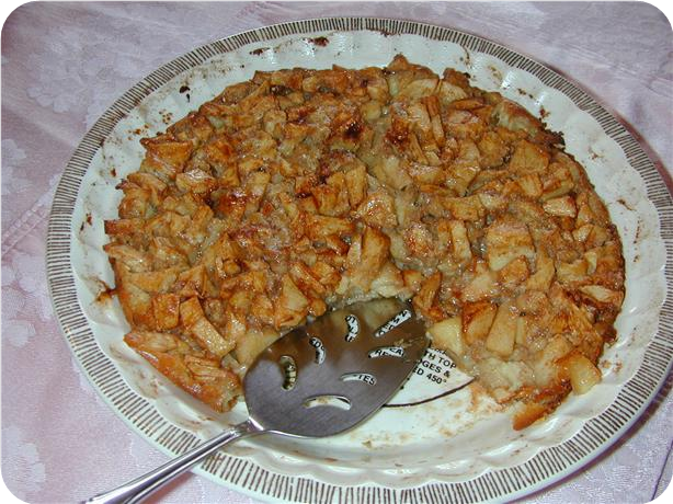 Family Favorite Apple Pancake