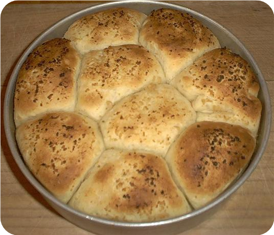 Light and Soft Dinner Rolls (abm)
