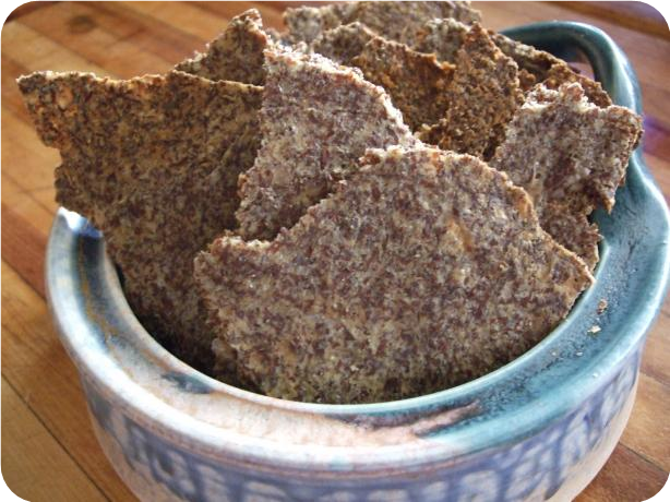 Garlic Parmesan Flax Seed Crackers - Low Carb!