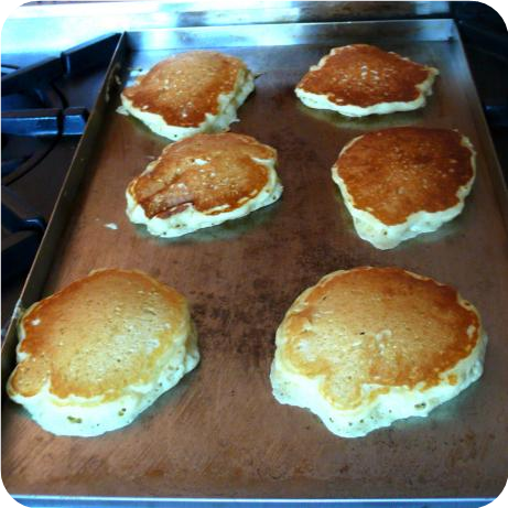 The Best Fluffiest Buttermilk Pancakes on the Planet!