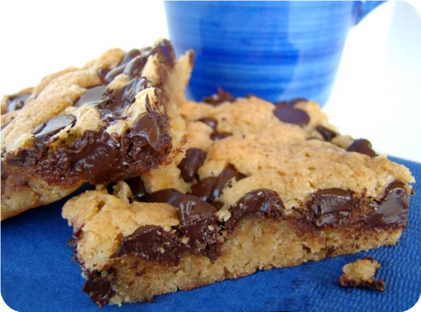 Chocolate Chip Blonde Brownies