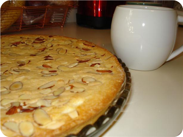 Almond Macaroon Cake