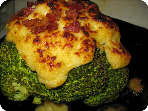 Broccoli With Cheese and Bacon Topping