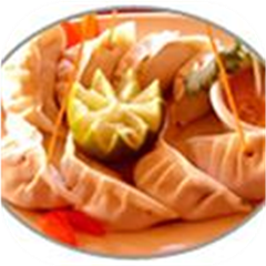Lee's Incredible Momos