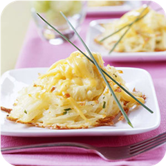 Scrambled Eggs in Potato Nests 