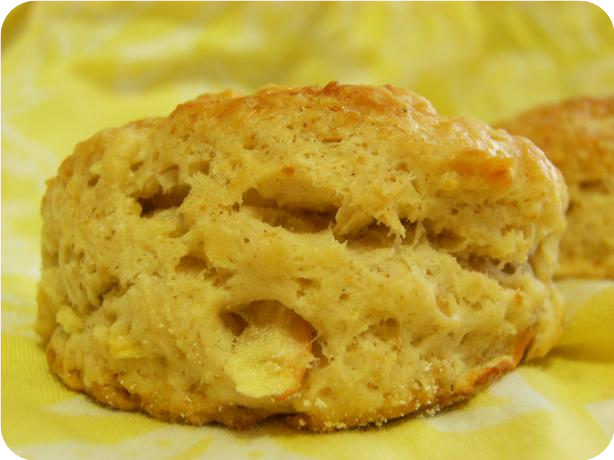 Apple Cinnamon Scones