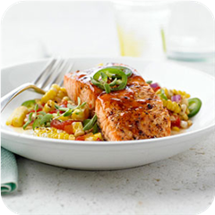 Barbecued salmon with corn relish 