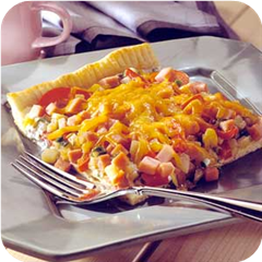Ham and potato brunch pizza 