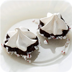 Chocolate-Peppermint Meringue Kisses 