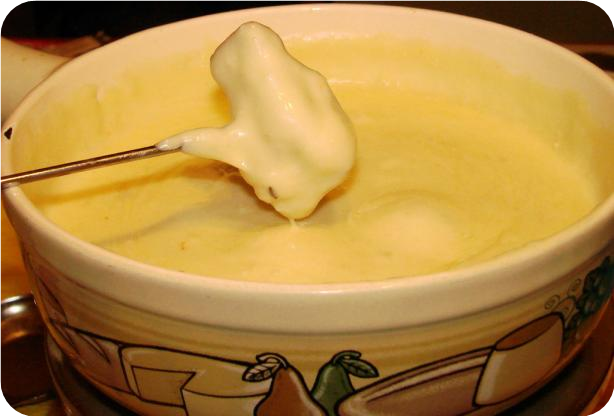 Cheddar, Crab and Wine Fondue