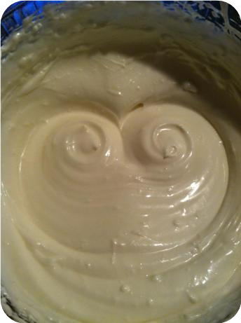 Cinnamon Roll Icing