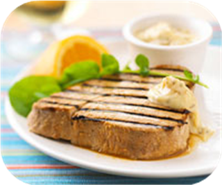 Tuna steaks with cumin tartar sauce