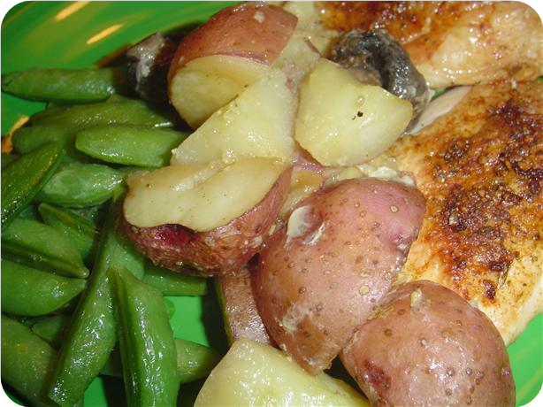 30-Minute Garlic Chicken With Potatoes