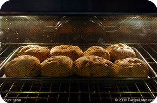 Walnut-Onion Herb Bread