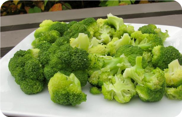 Simple Steamed Broccoli