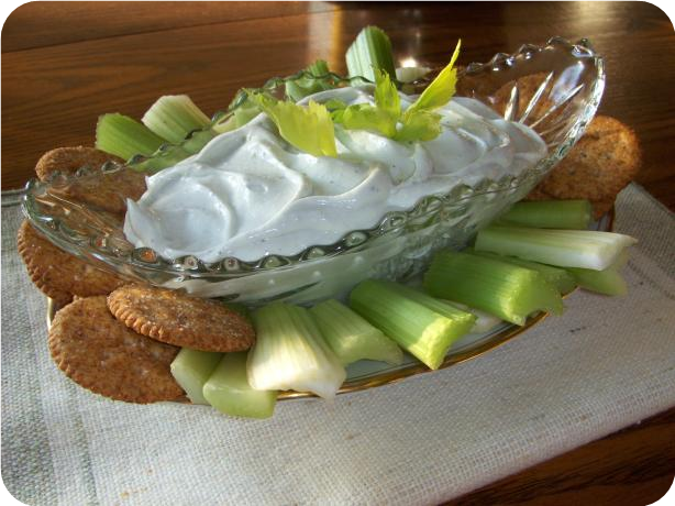Simple Blue Cheese Dip for the Blue Cheese Lover