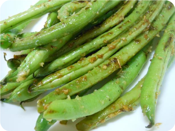 Garlic and Thyme Green Beans