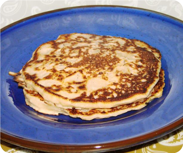 3 Ingredient Fluffy Apple Pancakes!