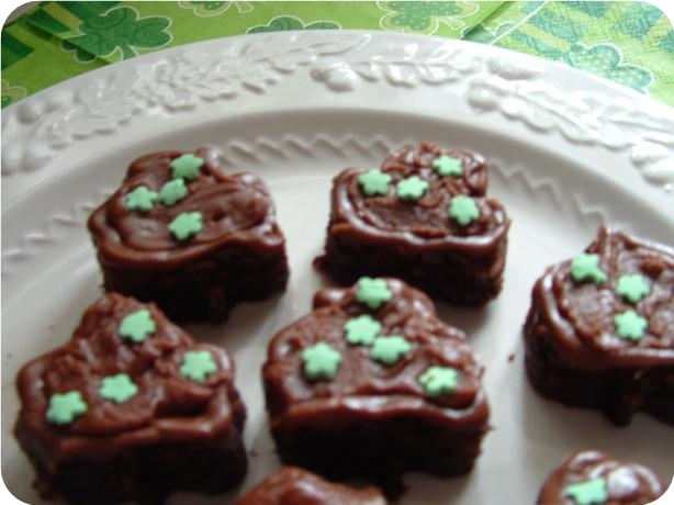 Easy Milk Chocolate Frosting for Brownies