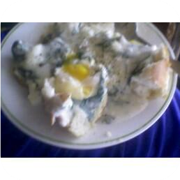 Tojasos Krumpli (Egg and Sour Cream Potatoes)