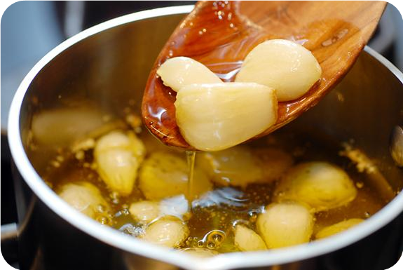 Homemade Garlic Oil