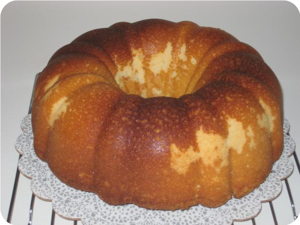 Old-Fashioned Pound Cake