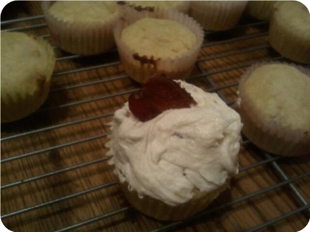 Pancake Cupcakes With Maple-Bacon Buttercream Frosting