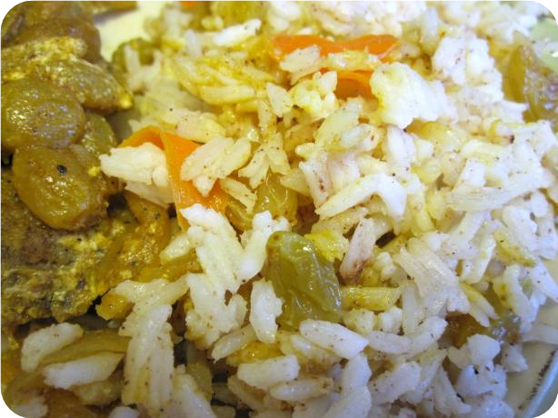 Basmati Rice With Carrots, Raisins and Spices (Kabli)