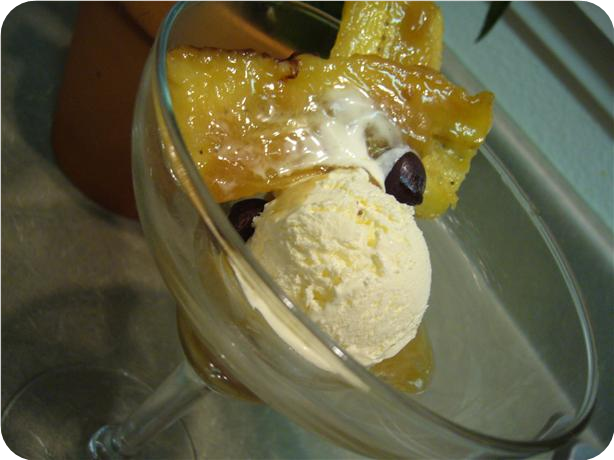 Warm Caramel Bananas