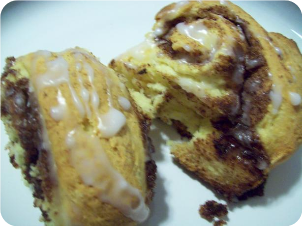 BisQuickie Cinnamon Rolls