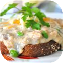 Creamed Salmon on Toast