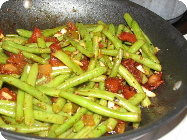 Green Beans with Cherry Tomatoes