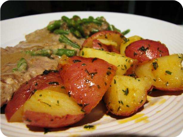 Buttery Garlic Potatoes