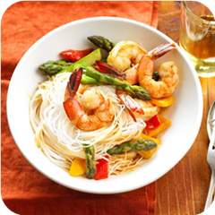 Peanut-sauced shrimp & pasta 