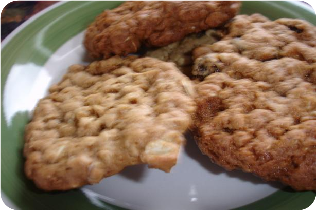 Sorghum Molasses Oatmeal Cookies