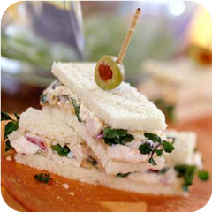 Go fish salmon sandwiches 